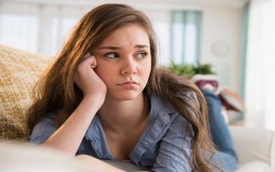Mất kinh nguyệt 1 tháng có sao không?