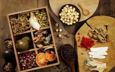 Bài thuốc: Chữa viêm tinh hoàn bằng Đông y 