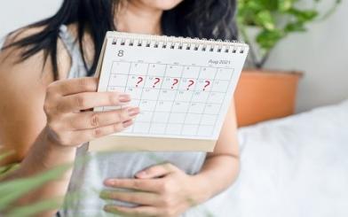 Rối loạn kinh nguyệt sau khi quan hệ lần đầu có nguy hiểm không ?
