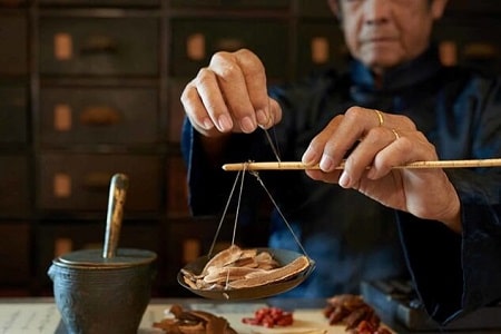 Chữa rối loạn kinh nguyệt bằng bài thuốc Tiêu dao Thang
