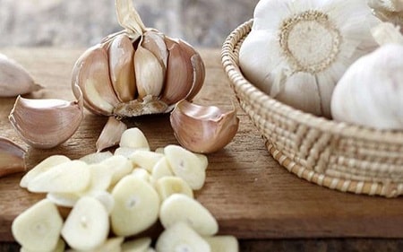 Dùng tỏi để điều trị tình trạng xuất tinh sớm ở nam giới 