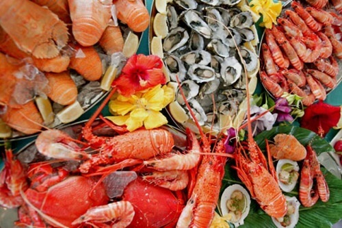 Mổ nội soi u nang buồng trứng kiêng đồ tanh