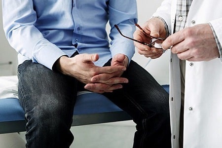 Nam giới nhận thấy dương vật bị đau rát khi nào cần đi khám bác sĩ?