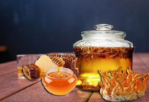 Mật ong ngâm đông trùng hạ thảo 