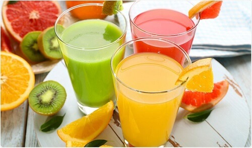 Bị viêm bóng đái nên uống nhiều nước ép hoa quả