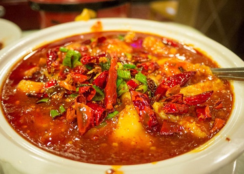 Kiêng đồ ăn cay nóng
